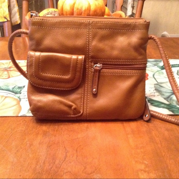 Tignanello Bags Tignanello Tan Crossbody Bag Poshmark